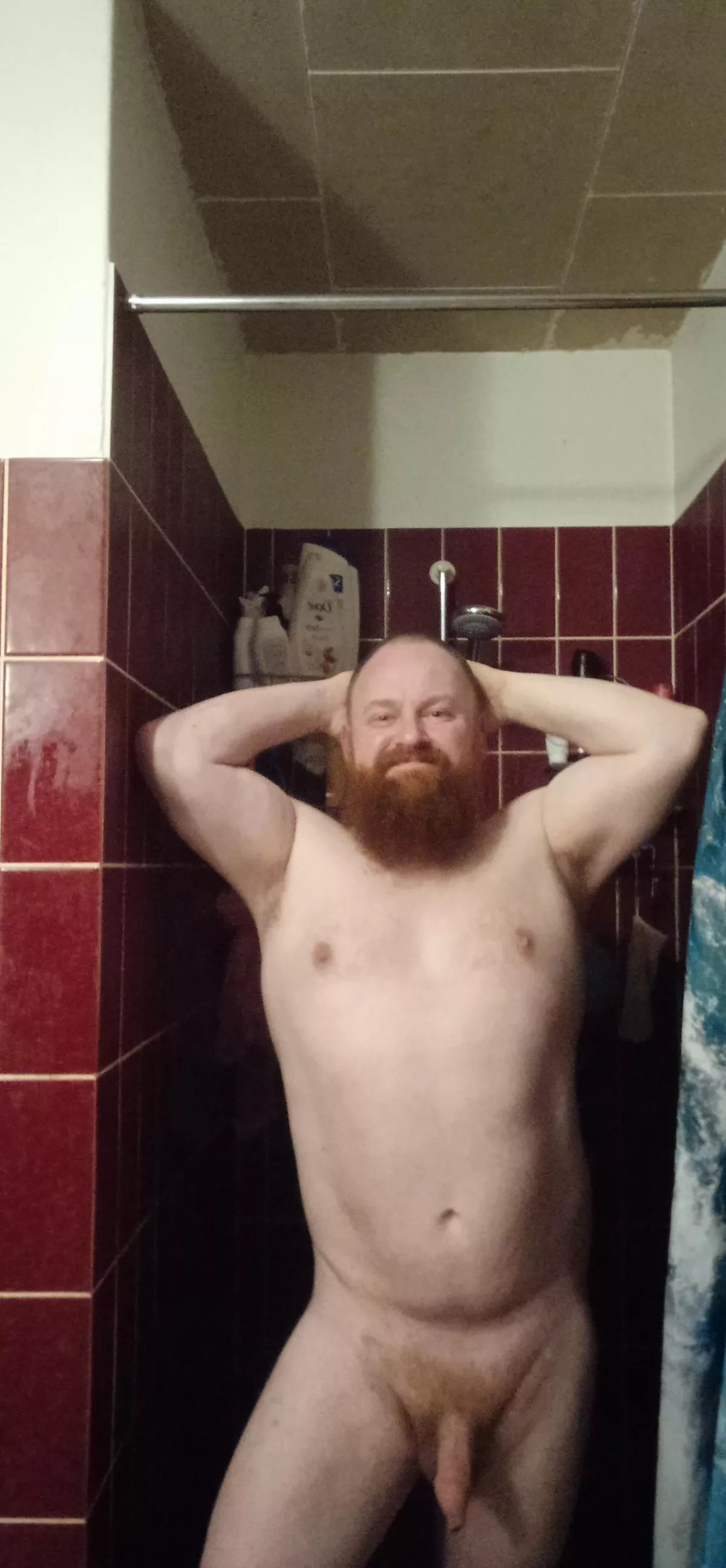 [43] Come join me in the shower 🤗😘