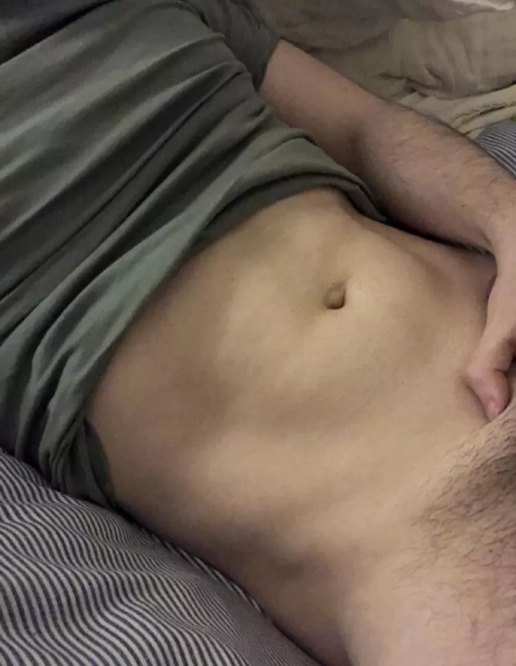 A little shy…🙈👋