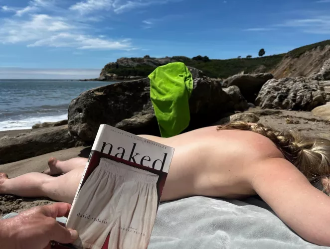 A sunny day on a Northern CA nude beach