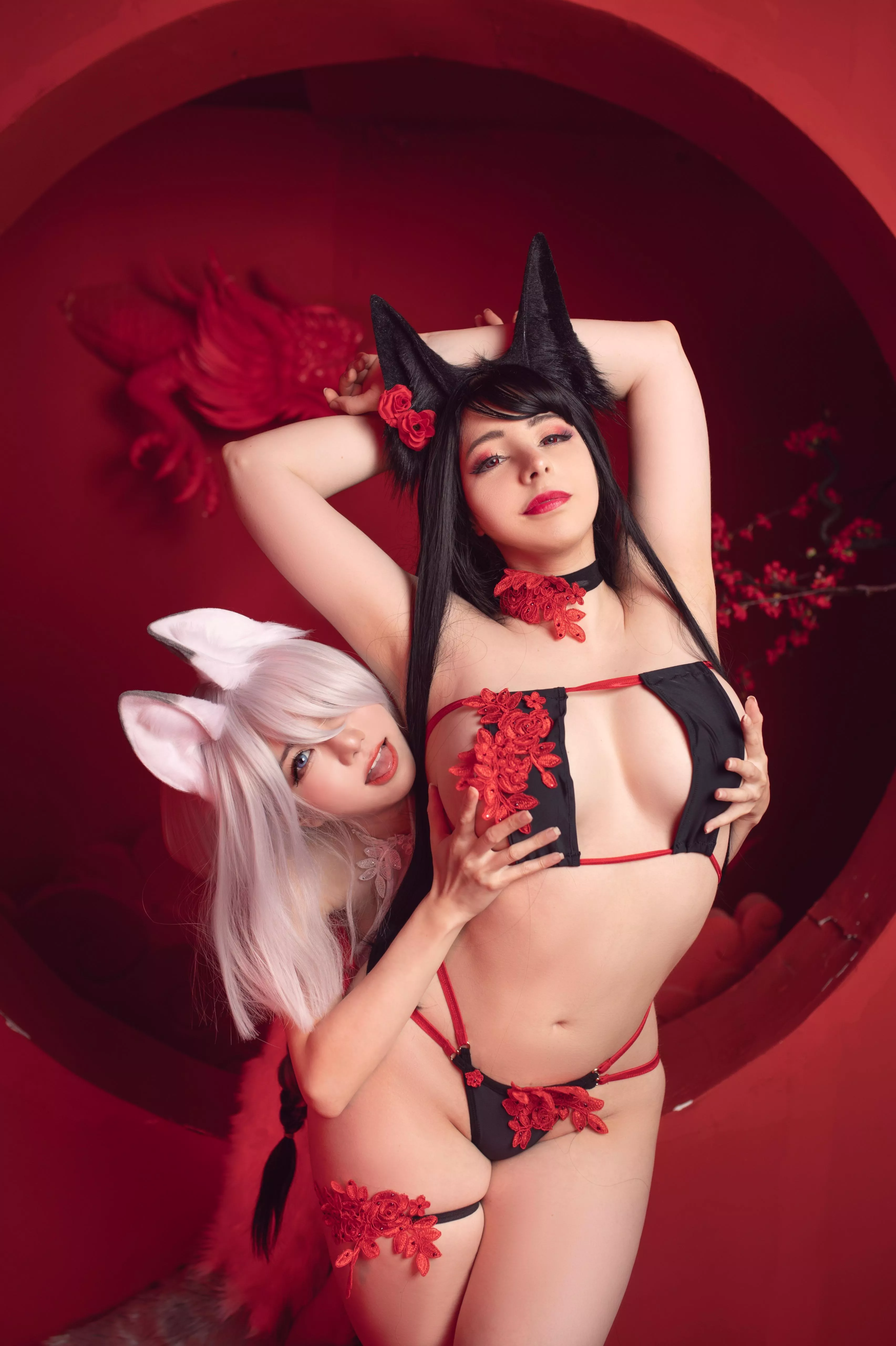 Bara Foxes by MikomiHokina & IamDoraSnow 