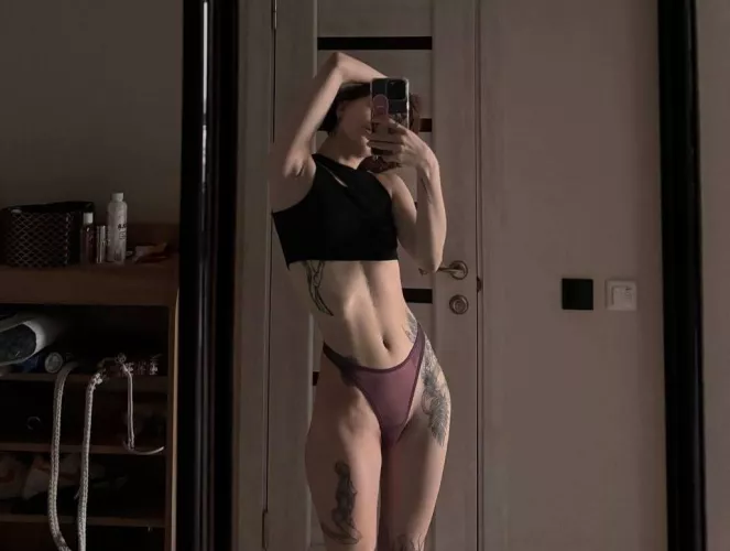 Can my body in clothes get you horny?