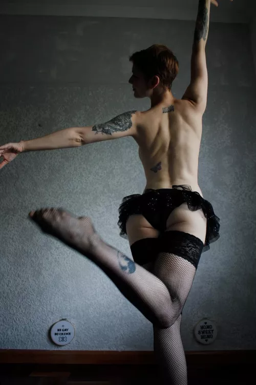 Dancing into the weekend like 