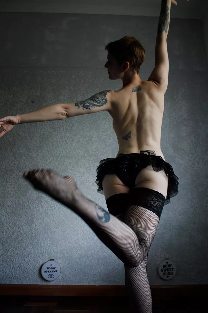 Dancing into the weekend like 