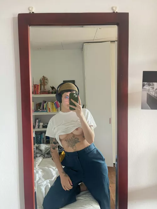 dickies are a boi’s best friend 💍