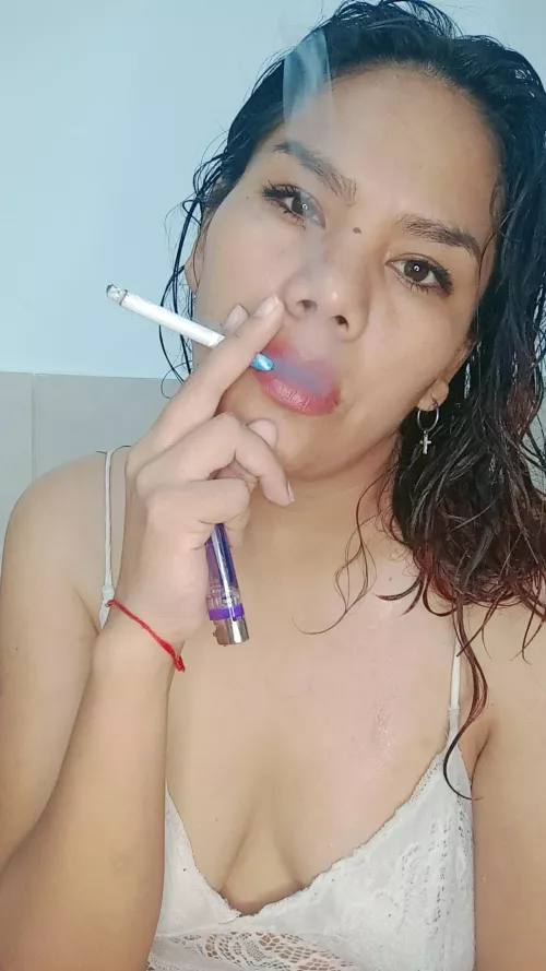 Do you like smoking girls?