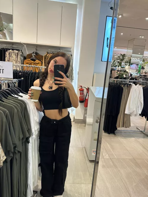 Do you think I look cute in this top?