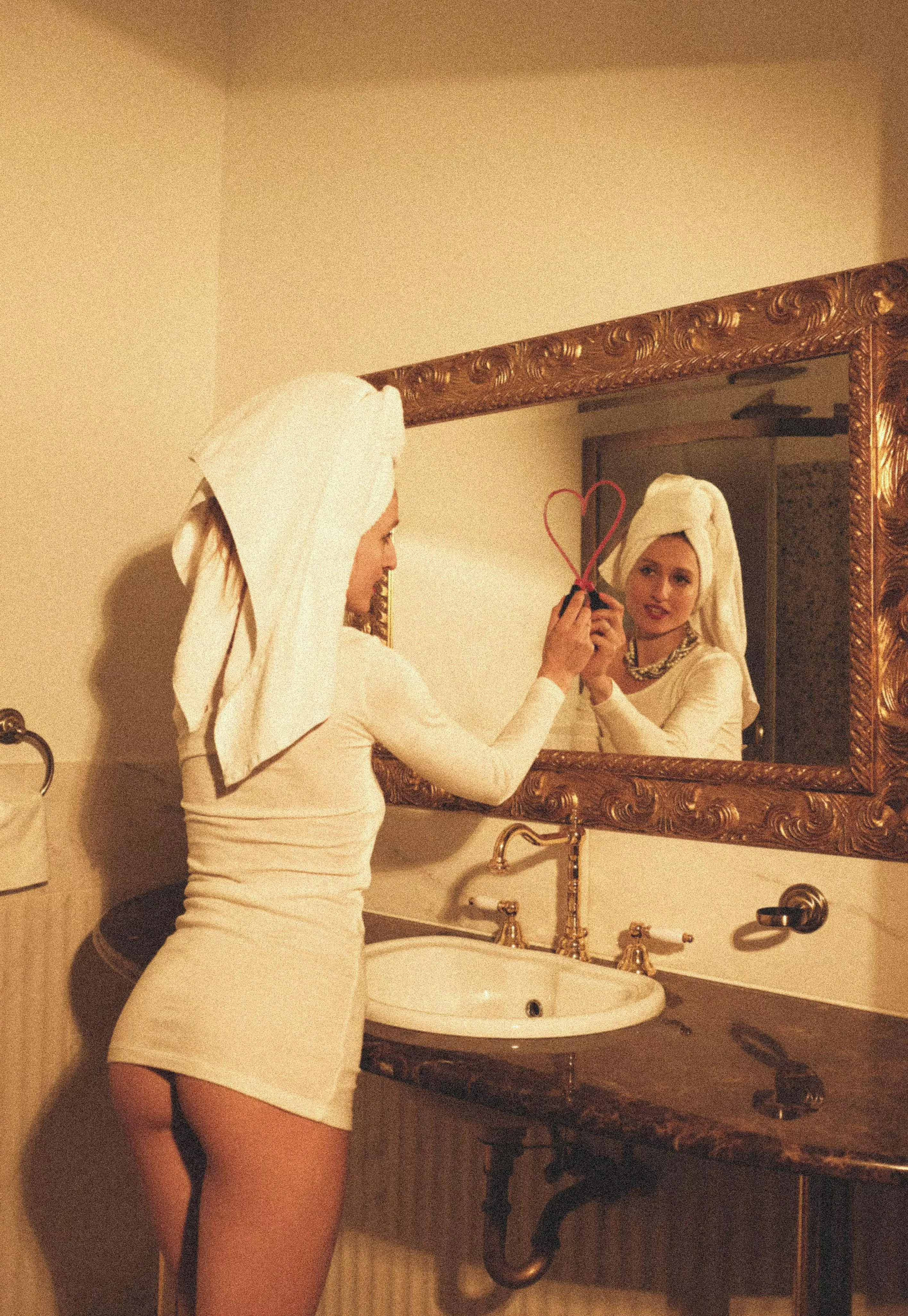 don’t need a Valentine’s Day. I treat myself special every day ❤️