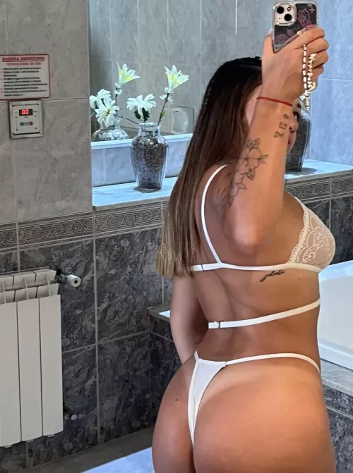 Don't you think my ass deserves a slap from your cock?