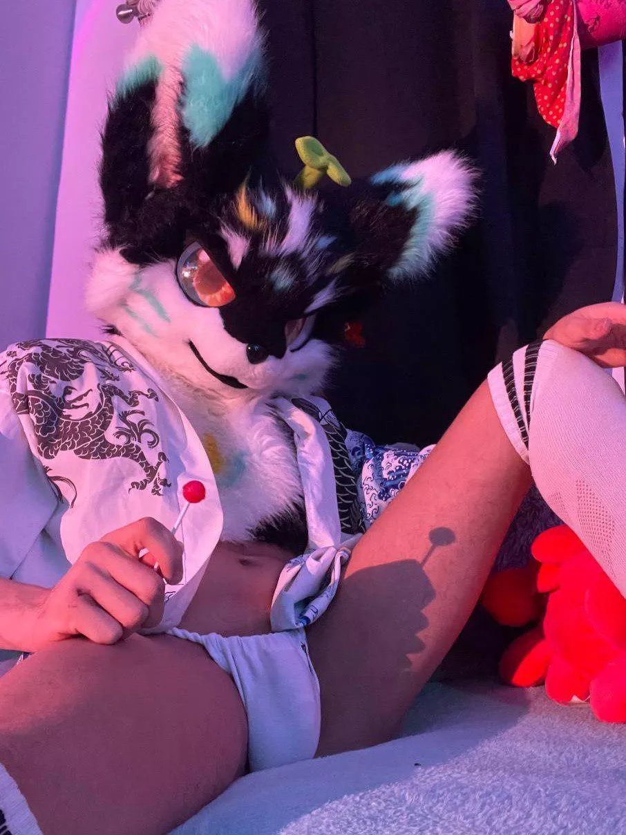 Feeling a little cold in here, why don't you stuff your warm muzzle in there and keep me warm?