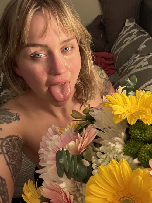 He gave me my two favorite things ❤️