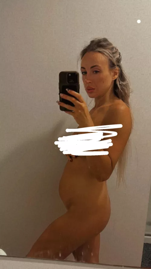 I ate way to much food tonight and I’m so swollen, I wish I had someone to rub it for me 