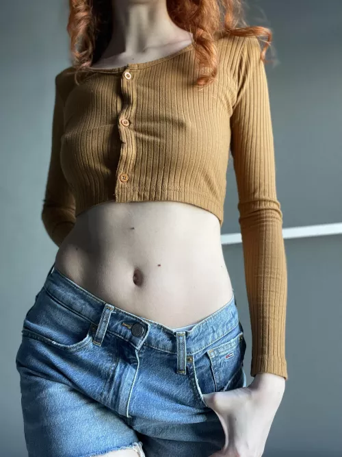 I’m in love with long sleeve croptops