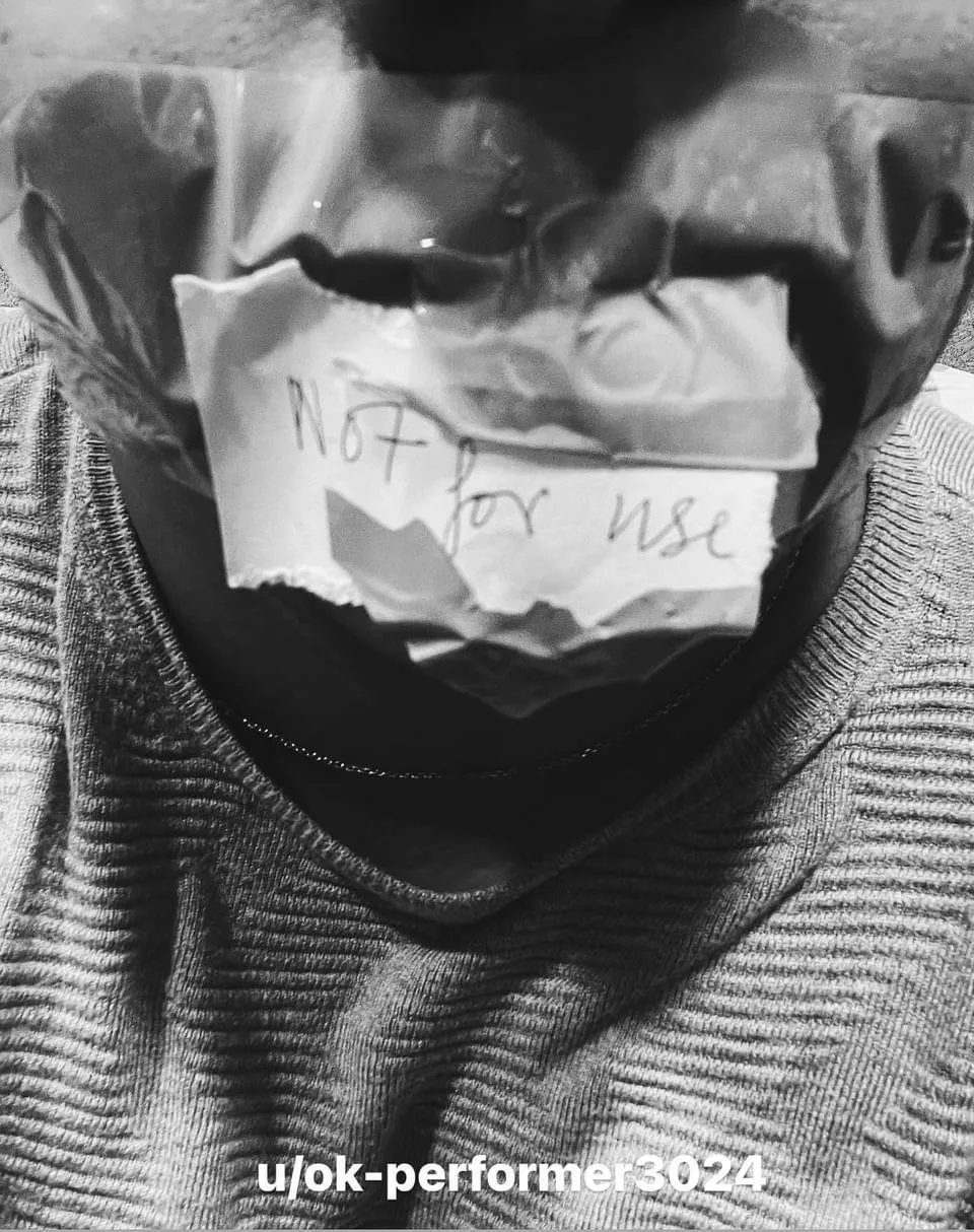 My mouth is only [f]or daddy's pleasure 