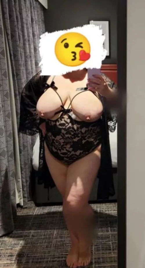 My wife sent me a photo whilst she waits for her bull!