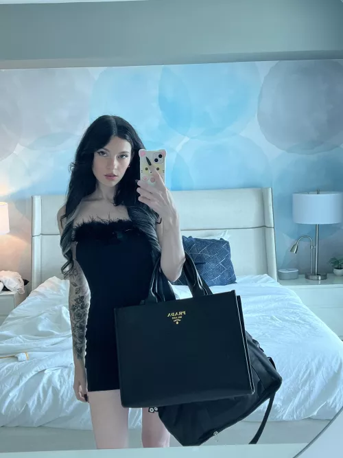 Please tell me if I look classy to you...