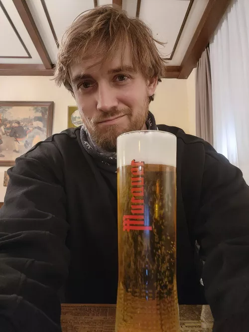 PoV cheering with me 🍻