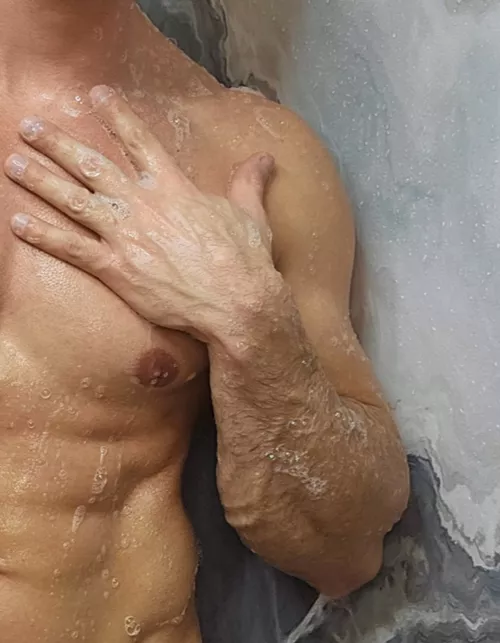 Shower 😌🚿💦..