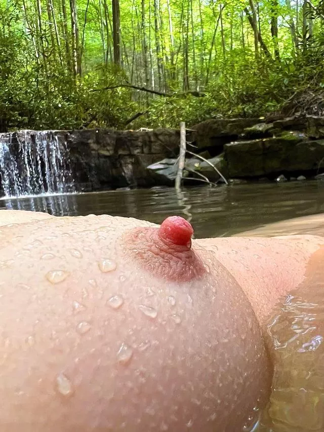 So excited for skinny dippin’ weather 🥰