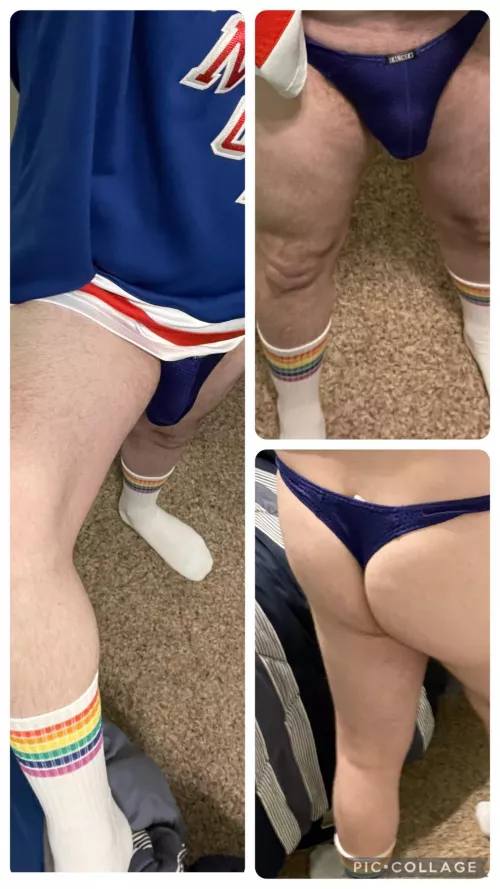 The outfit for the hockey game tonight… I hope it’s lucky! 