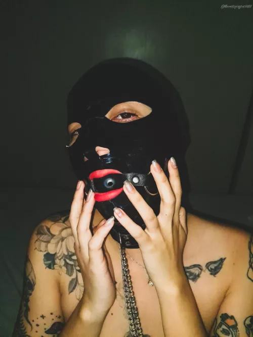 Tonight's entertainment 🥂