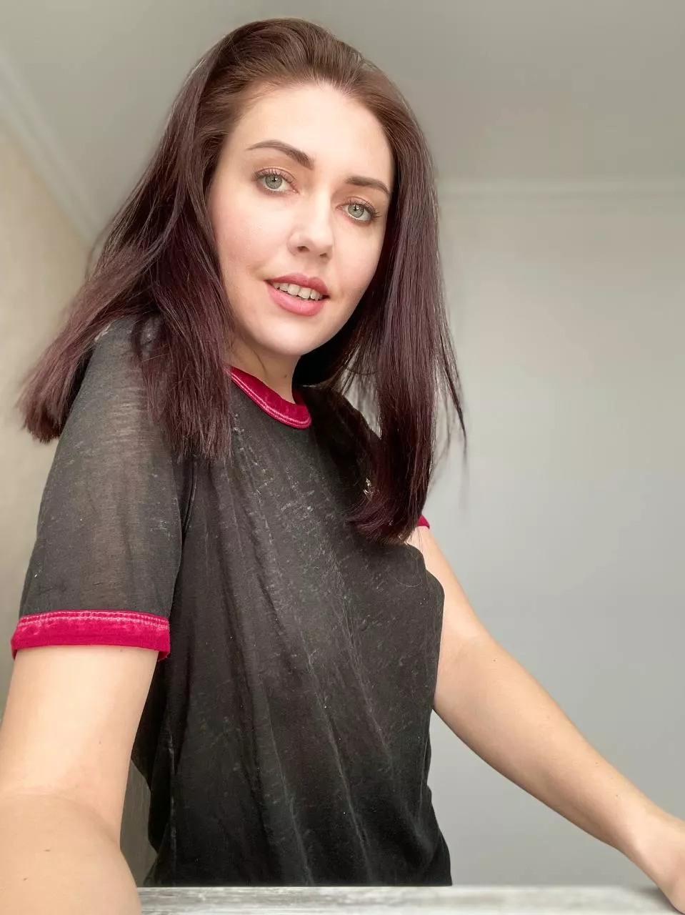 T-shirt with no bra, worn so lightly
