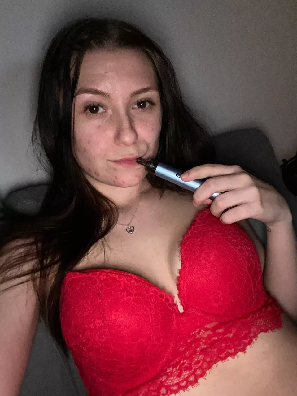 Vem vill ha nakenbilder i DM?