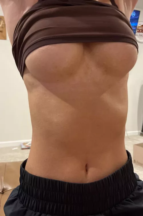 Wonder if my gym would kick me out for getting a little extra air for my boob sweat