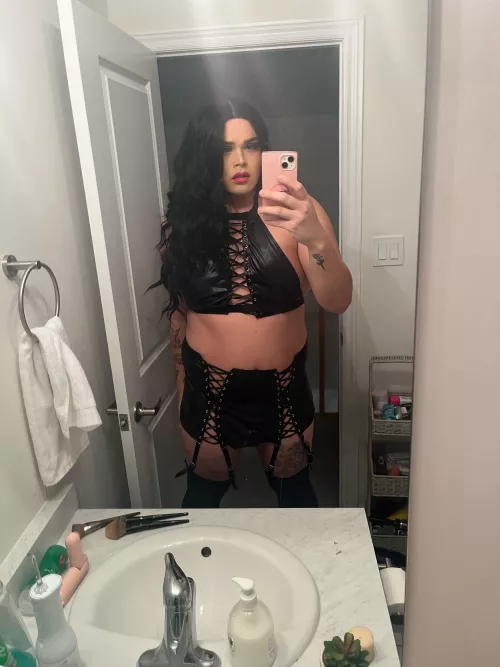 Would any of you hot straight boys fuck me? ❤️