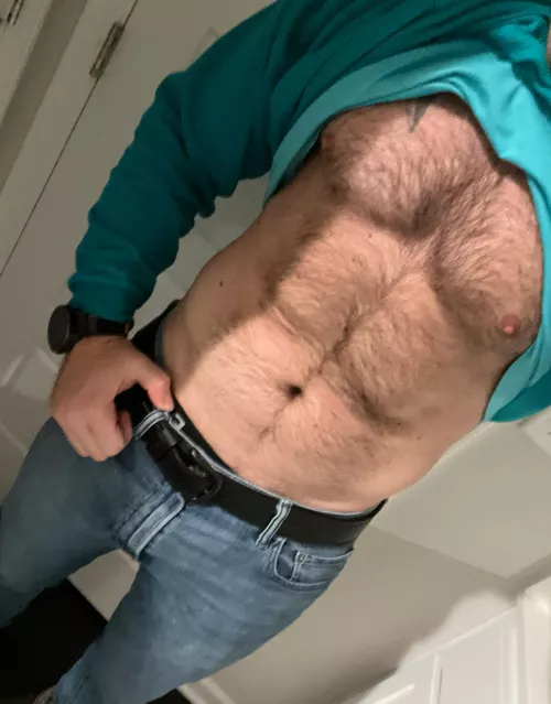 [38] happy Friday! Bored dad looking