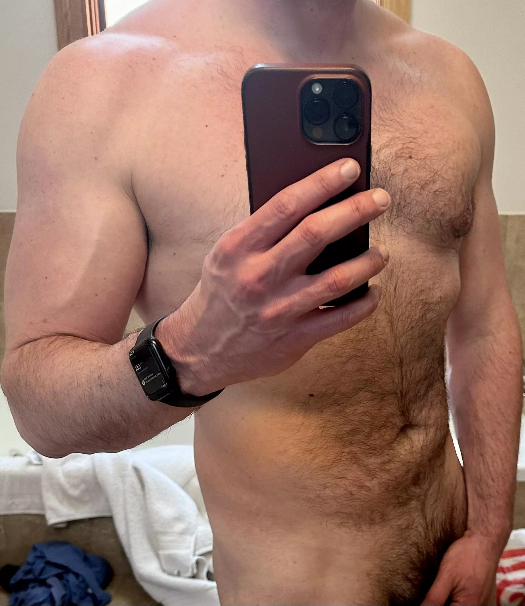 [40] Would you hang out with this dad next door?