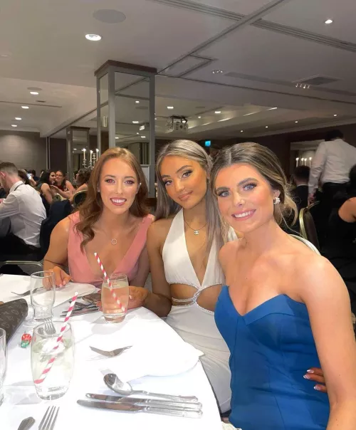 all dolled up 📸👠💄