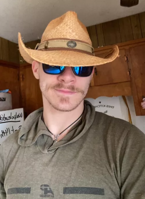 Anyone playing Palworld on steam