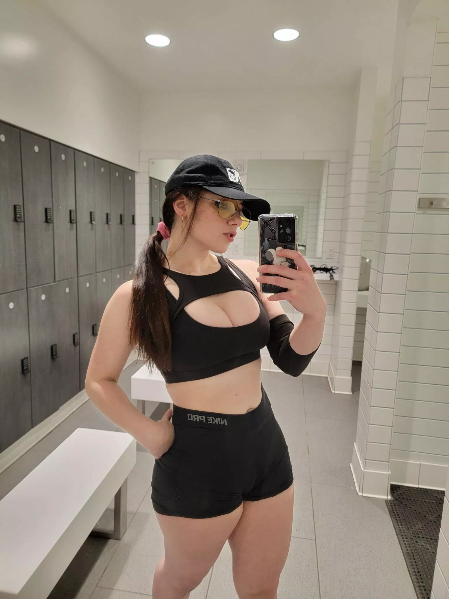 Botta go embarrass the men lol