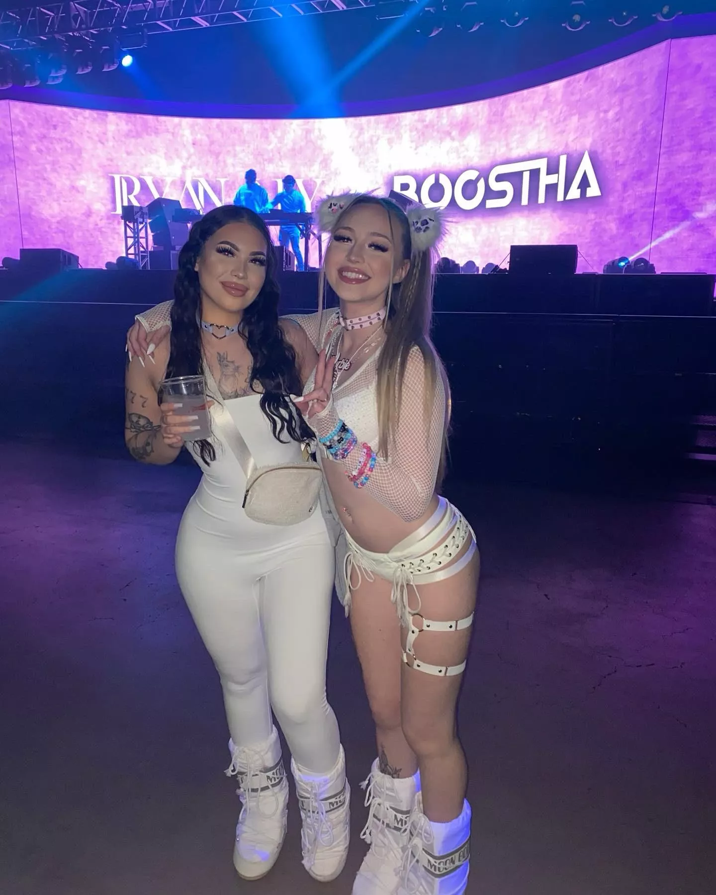  come play with us 🥺❤️