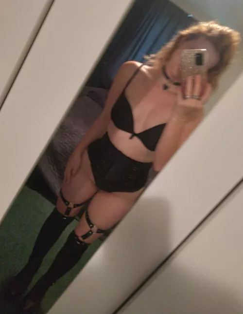 Do you like my lingerie set? [F]