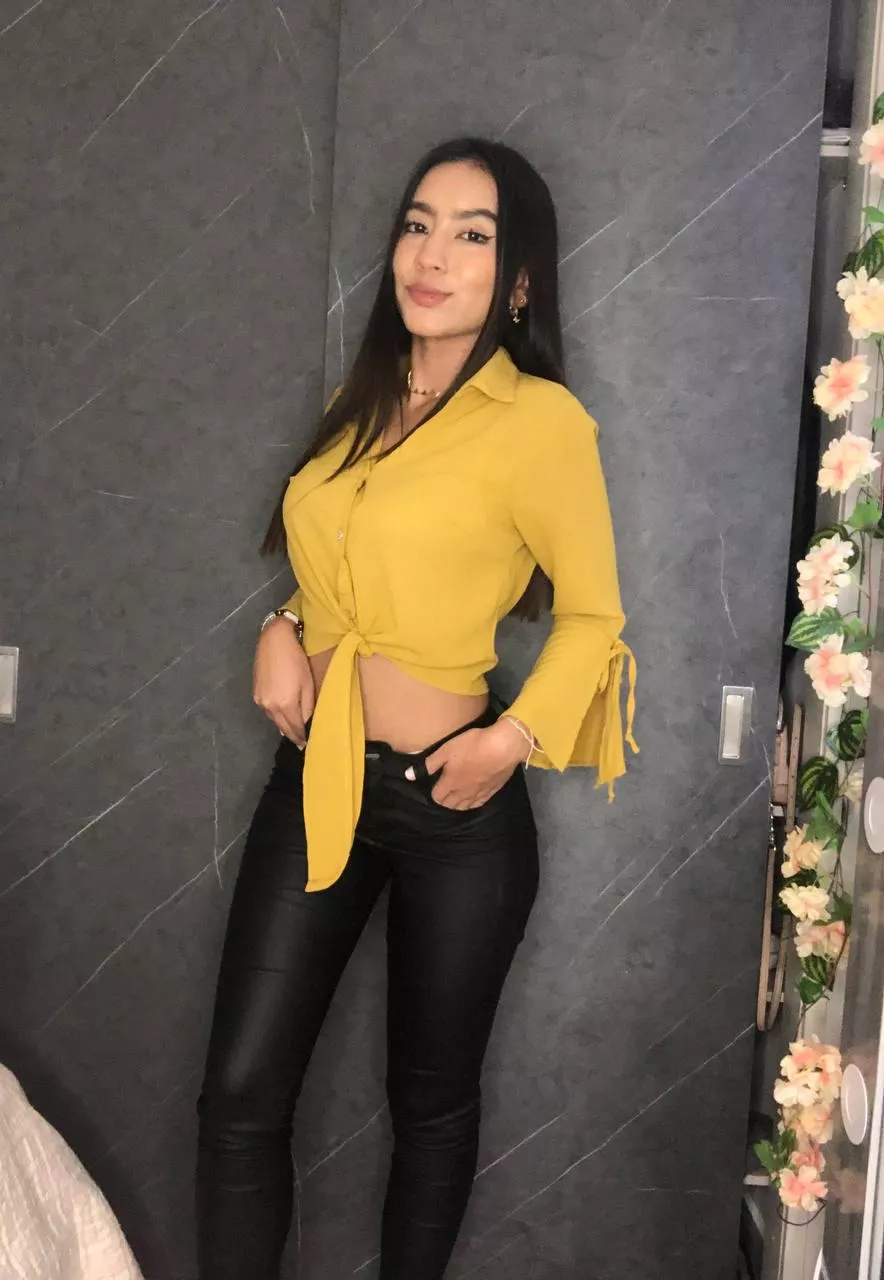 do you think this top is cute?