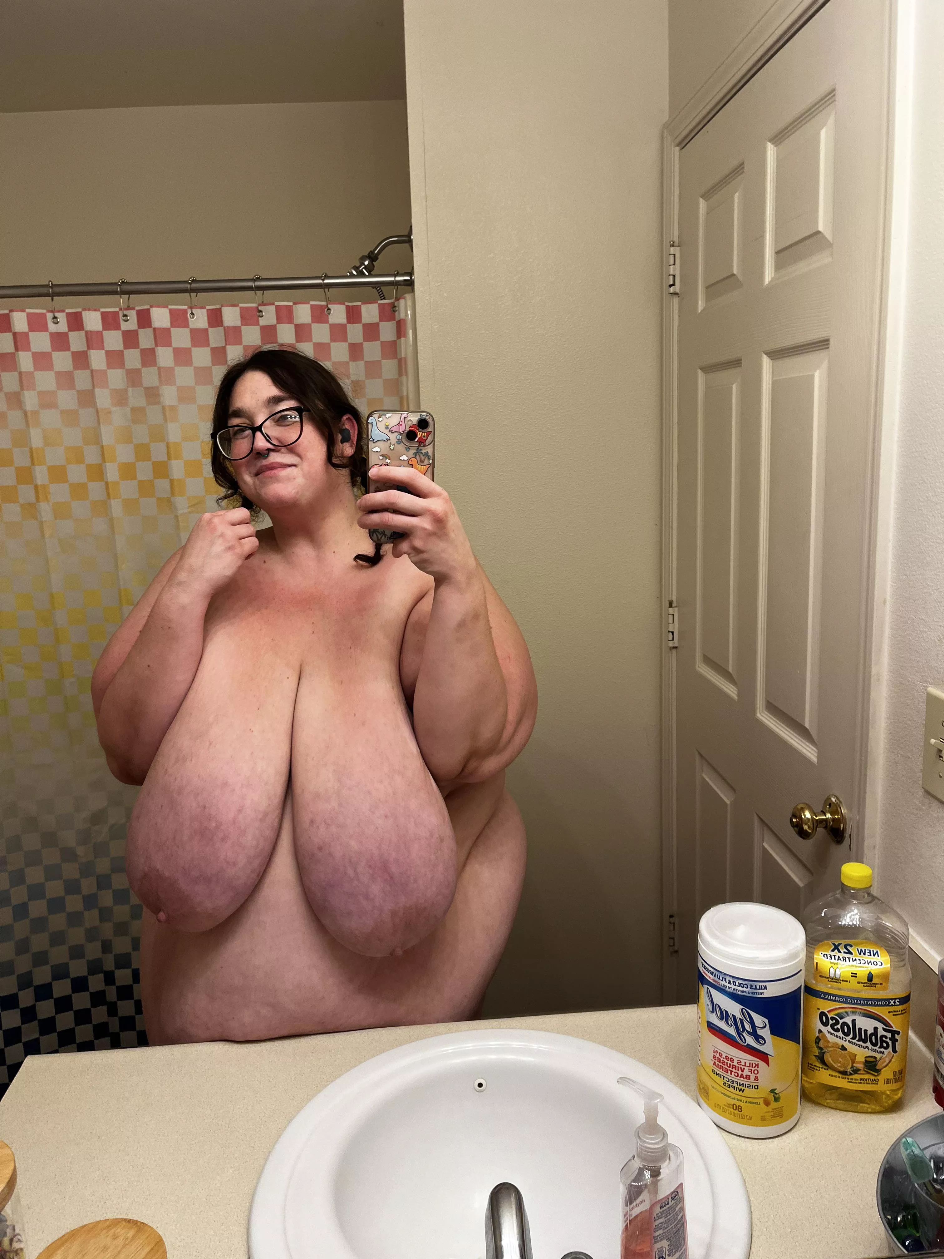 Finally finished the kiddos bathroom off to mine now maybe a shower later …