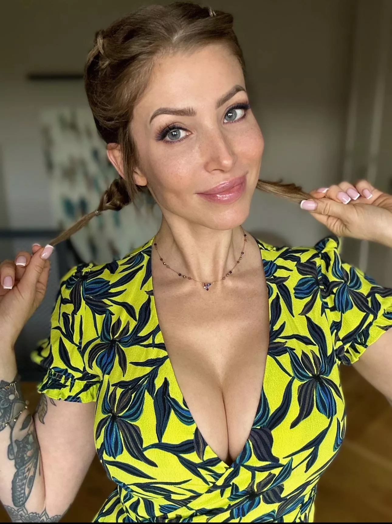 Good evening Reddit 😘