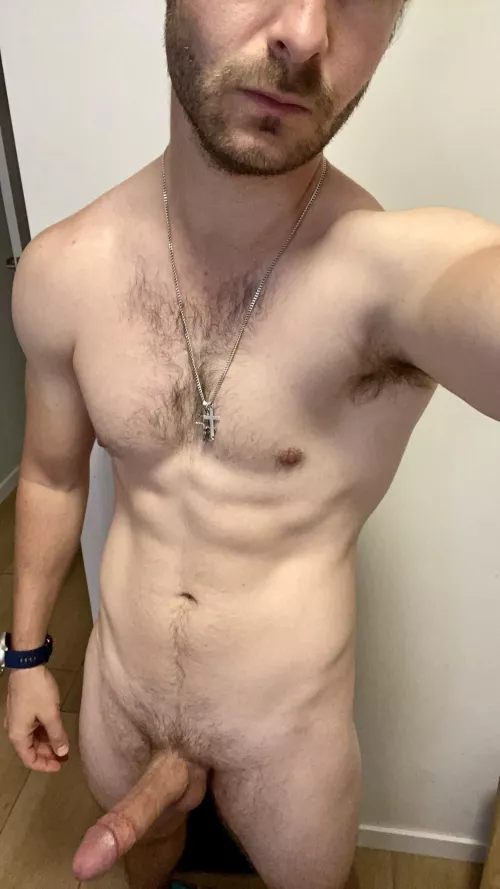 Hangover recovery is a 2 people sport