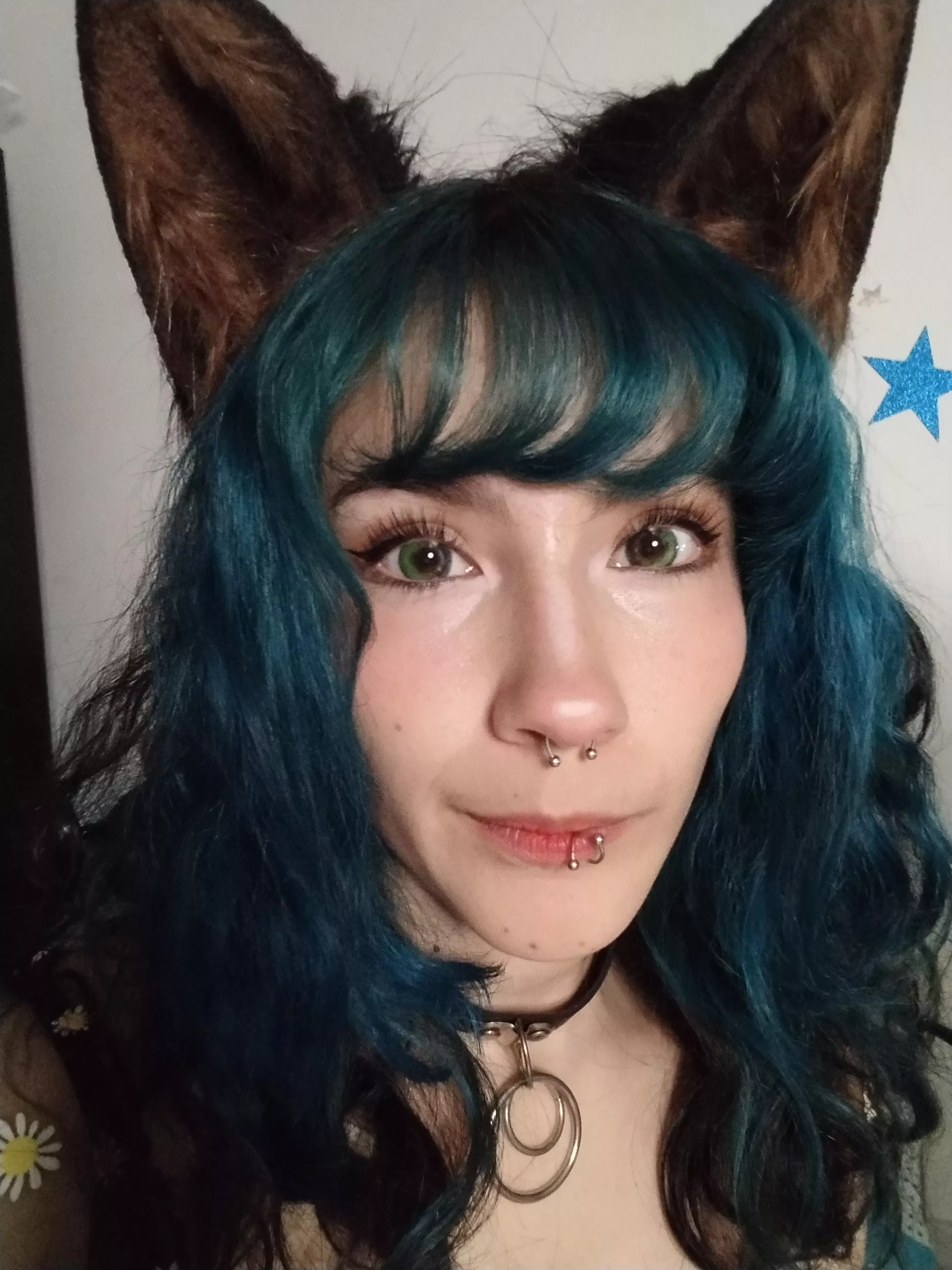 I'm a good and spoiled kitty