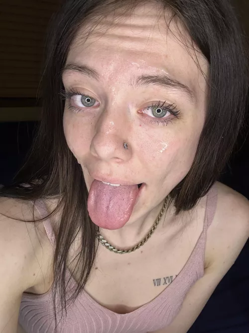 I'm loving the cum on my face