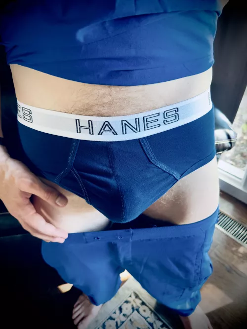 I'm not a weatherman, but I've got a few inches for you...