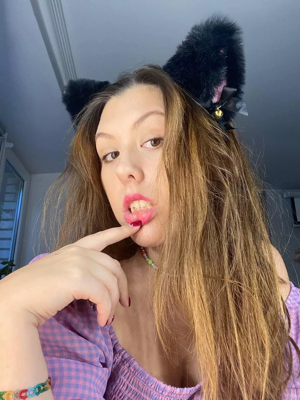 i'm sure, you've never played with a kitty like me