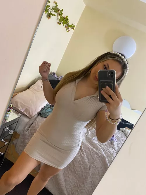 Just turned 18 and I wanna work on looking sexy... how am I doing?