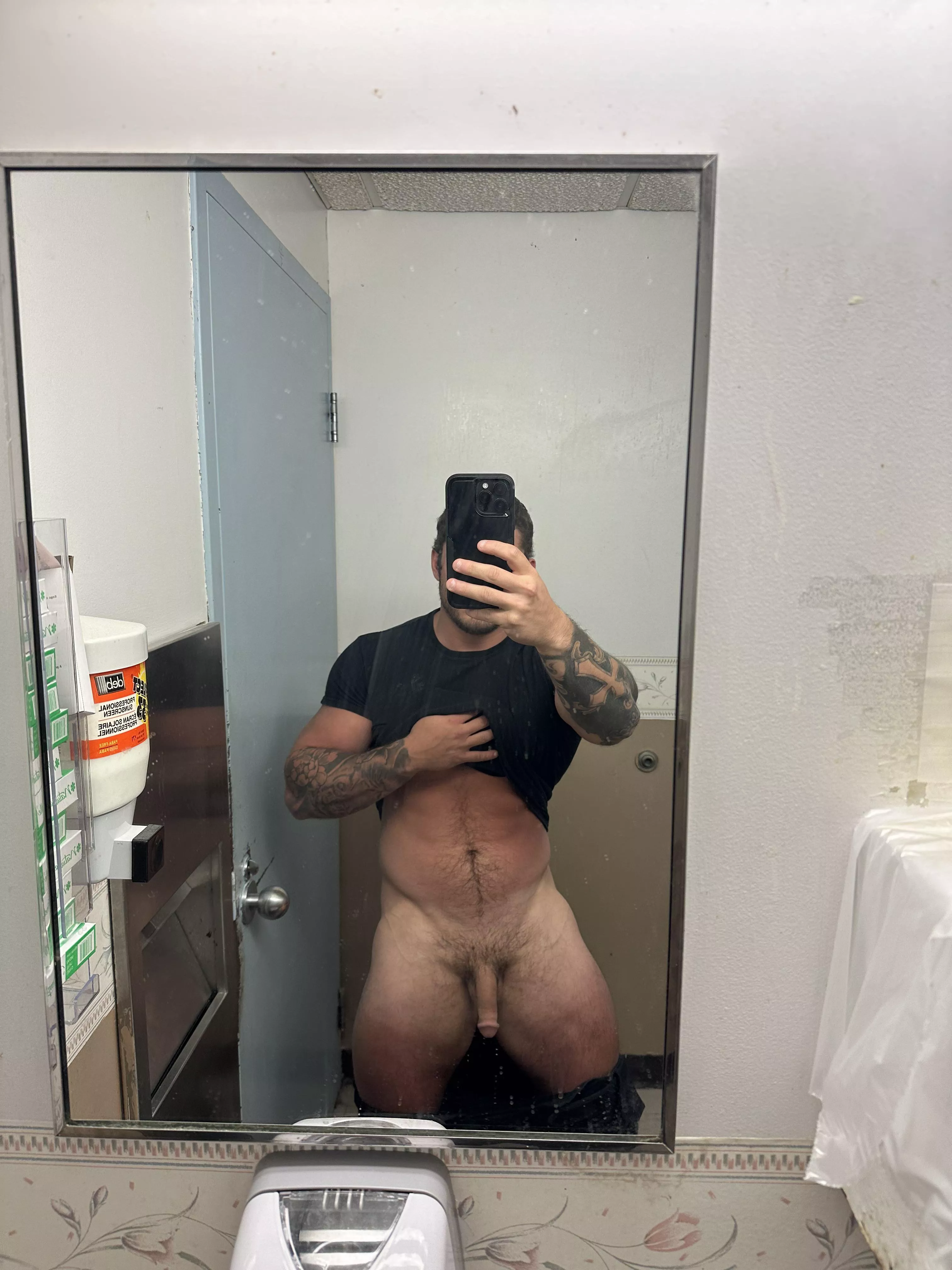 (M) still looking for a valentine