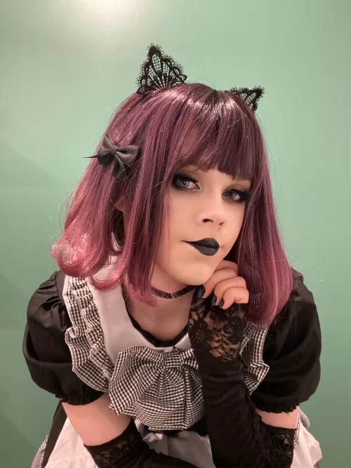 Maybe I should do my makeup more often🥰