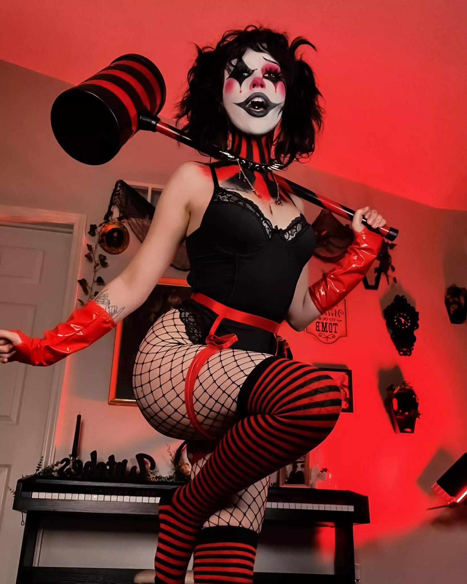 My attempt at cosplaying the Killer Clown