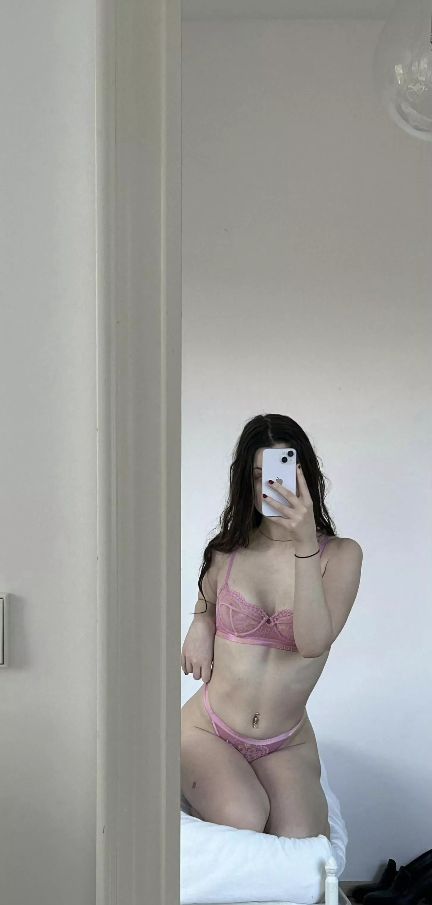 My friends have no idea I'm sharing this on reddit (18f)