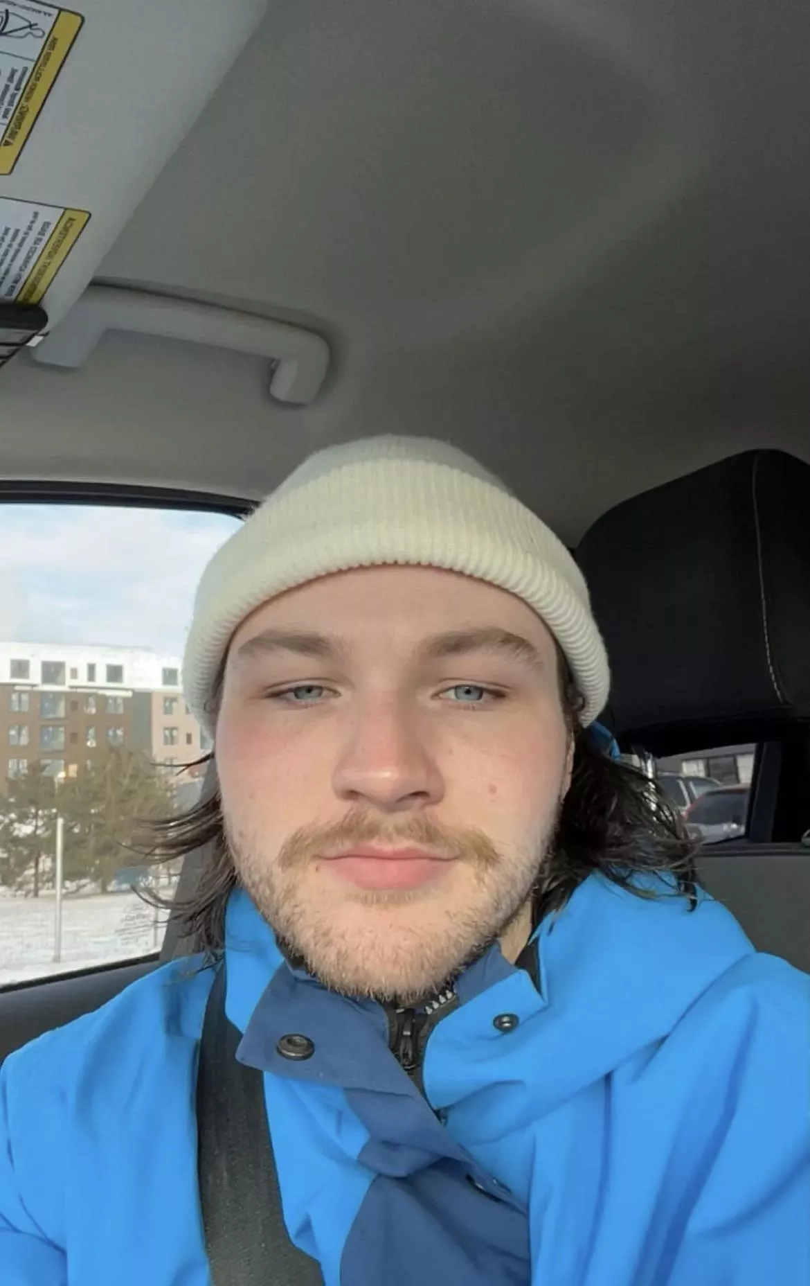 new here be nice :) (24)