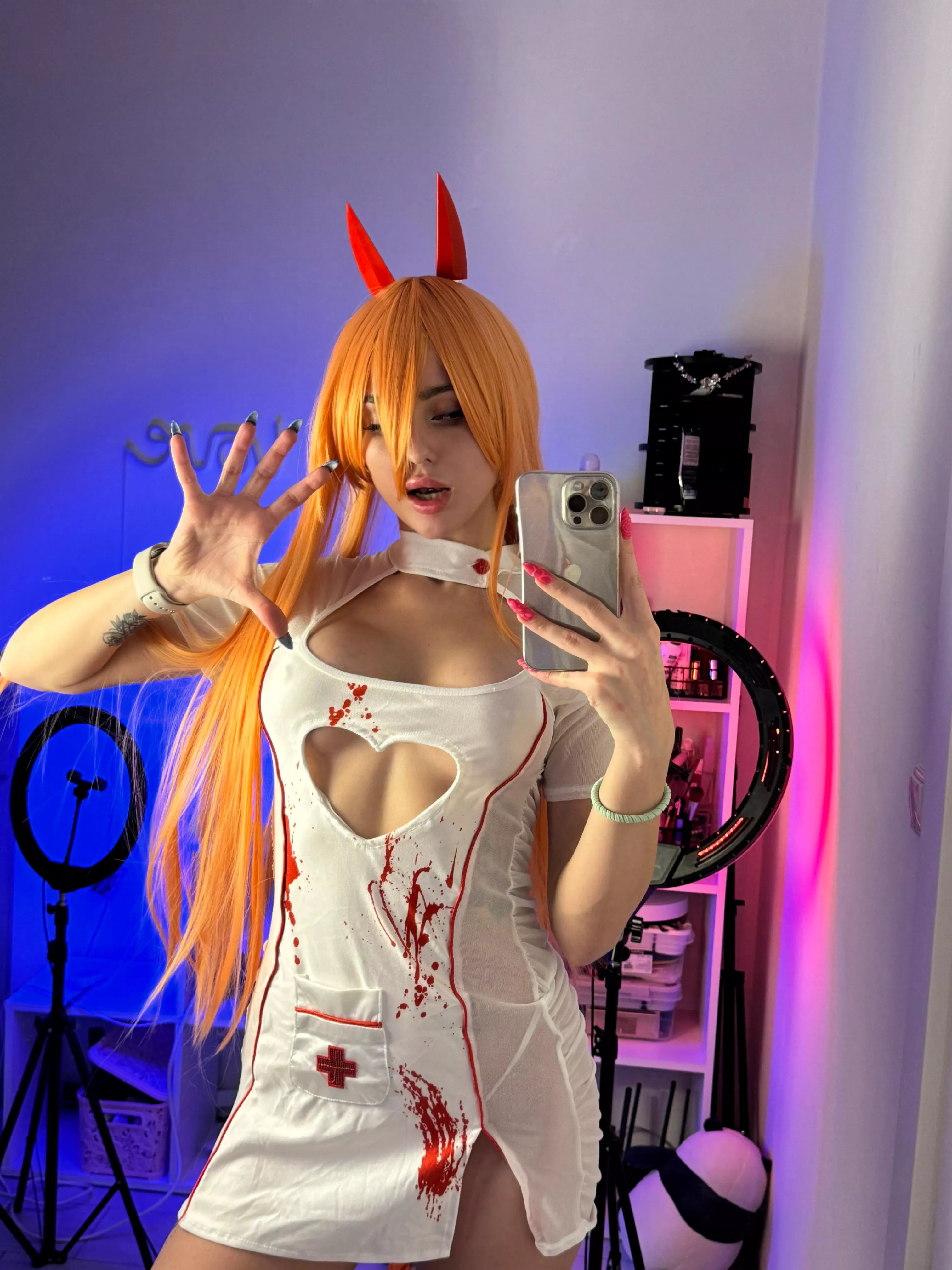 Pawa by ColorlessHedgehog